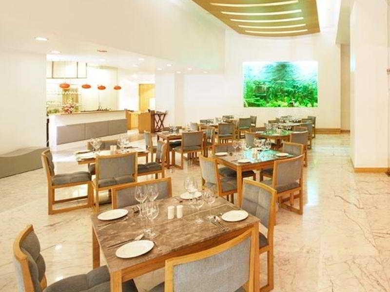 Hotel Yogi Metropolitan Navi Mumbai Exterior foto
